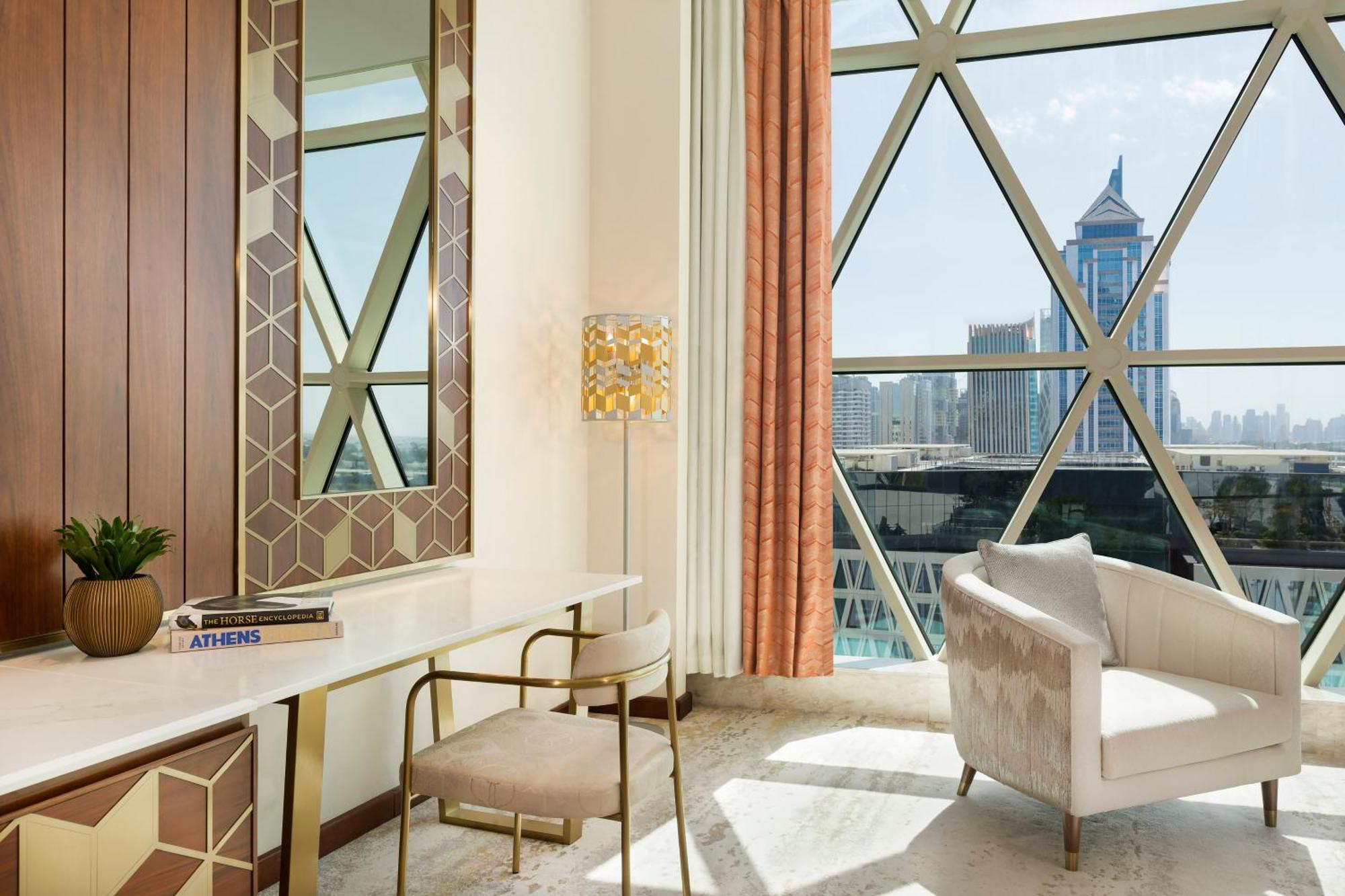 Velero Hotel Doha Lusail Екстер'єр фото A view of the hotel's interior