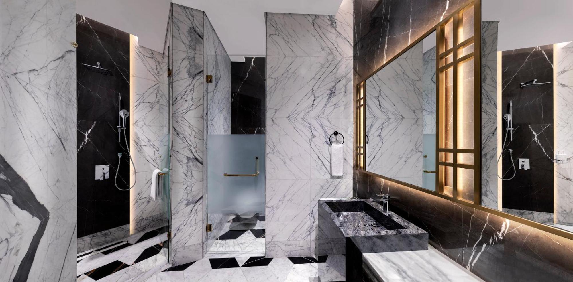 Velero Hotel Doha Lusail Екстер'єр фото Bathroom